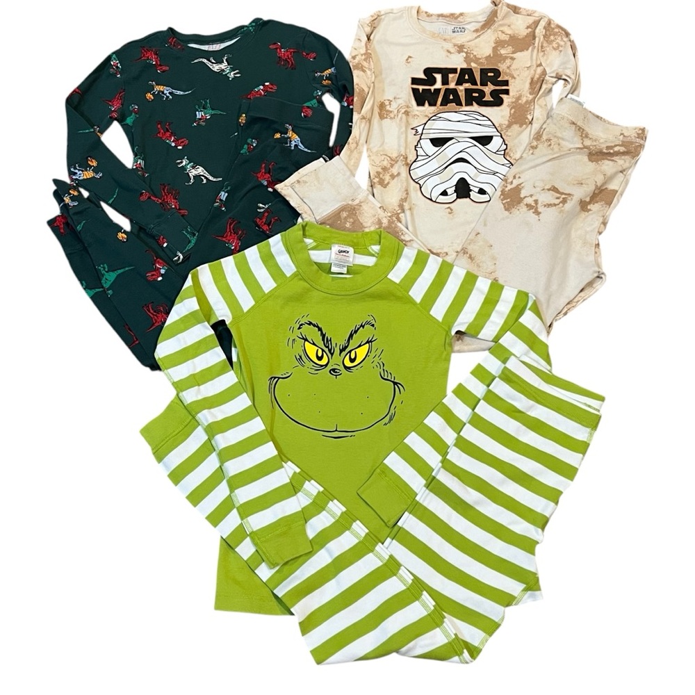 3 sets of pajamas Grinch Star Wars dinosaurs Halloween Christmas size 12